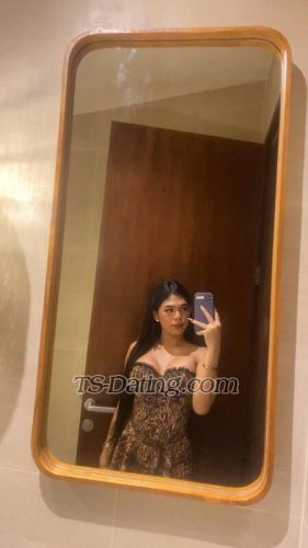 trans girl Farahaulia 3461001