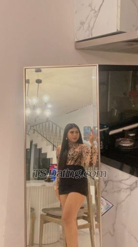 trans girl Farahaulia 3461019