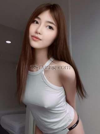 trans girl FionaLee 4020445