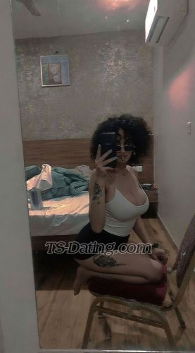 trans girl Fizakhan69 1859997