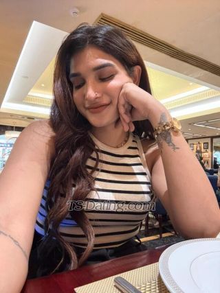 trans girl FlorenaQ 3927828 trans girl FlorenaQ 3927828