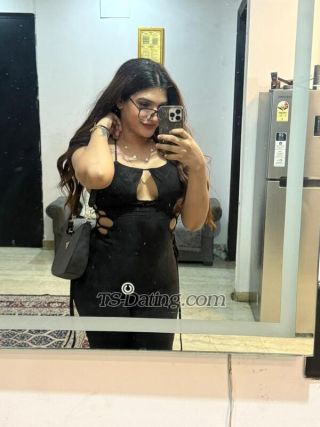 trans girl FlorenaQ 3927844 trans girl FlorenaQ 3927844
