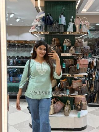 trans girl FlorenaQ 3927854 trans girl FlorenaQ 3927854