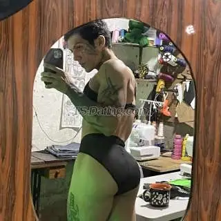 Shemale foxxyallie 7361393