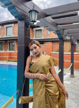 trans girl Genzjulia 2465578