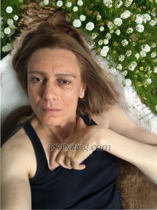 trans girl Gise11e 3147111