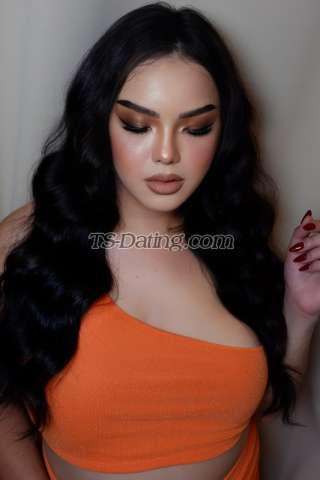 trans girl Chubbymayumi 4962401