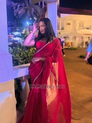 trans girl Goldy24 0393466 trans girl Goldy24 0393466