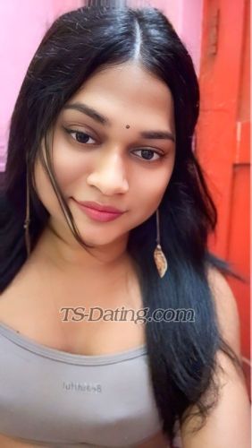 trans girl GoldyBiswas 6666088
