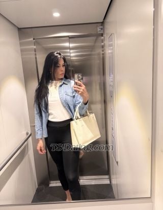 trans girl gigimorena 0462383 trans girl gigimorena 0462383