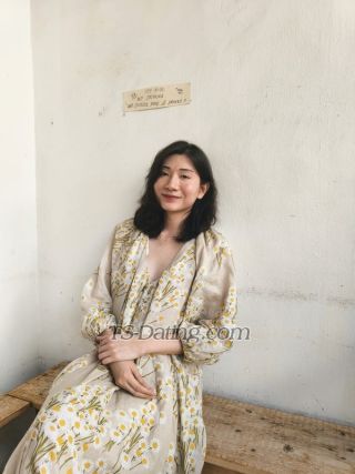 trans girl giselepayom 0011885