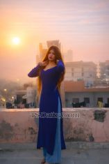 glow Noida Transex Genieße erstklassige Zeit mit Jacqueline🌟 Hallo, meine Herren! Ich bin Jacqueline, eine freundliche und lebhafte Begleiterin aus Noida. Ich liebe es, besondere, erstklassige Momente für alle zu schaffen, die Eleganz, Wärme und echte Verbundenheit schätzen. Ob Sie eine tolle Partnerin für eine Veranstaltung oder ein unterhaltsames virtuelles Erlebnis suchen, ich bin hier, um es unvergesslich zu machen. Über mich Freundlich & flexibel: Ich bringe ein warmes Lächeln, gute Laune und ein bisschen Stil zu jedem Treffen mit. Ich kann süß und romantisch oder mutig und lebhaft sein, je nachdem, was Sie mögen. Natürlicher Look: Ich bevorzuge meine frische, natürliche Schönheit mit leichtem Make-up, kann mich aber auch schick kleiden, wenn Sie einen besonderen Look wünschen. Sauber und professionell: Ich achte immer auf Sauberkeit und respektvolles Verhalten und sorge dafür, dass Sie sich wohl und sicher fühlen. Reisebereit: Ich kann in ganz Indien buchen und freue mich, Ihren Wunschort zu besuchen und dort eine tolle Zeit zu verbringen. _SPEZIELLE SERVICES FÜR SIE_ Tolle Gesellschaft: Perfekt für Partys, Abendessen oder ruhige Momente, mit lustigen Gesprächen und einer einladenden Atmosphäre. Entspannung und Spaß: Genießen Sie eine entspannende Massage, einen lebhaften Tanz oder ein spielerisches Rollenspiel, alles nur für Sie gemacht. Virtueller Spaß: Für alle, die weit weg sind, biete ich spannende Videoanrufe an, die sich persönlich und sicher anfühlen. Ganzer Tag oder ganze Nacht: Verbringen Sie einen ganzen Tag oder eine ganze Nacht mit einem individuellen Plan, der Ihren Wünschen entspricht. _So buchen Sie_ Für besondere Kunden: Meine Dienstleistungen richten sich an diejenigen, die Qualität und Exklusivität lieben – perfekt für Menschen, die das Beste wollen. Beste Orte: Ich besuche 5-Sterne-Hotels oder schöne Resorts für Hausbesuche und halte es komfortabel und stilvoll. Videoregeln: Bitte vereinbaren Sie Videoanrufe im Voraus. Unerwartete Anrufe werden nicht beantwortet. Kontakt: Senden Sie mir eine Nachricht, um Fragen zu stellen oder zu buchen. Ein kurzer Kontrollanruf kann erforderlich sein. Für Hausbesuche oder Reisen ist eine Vorauszahlung erforderlich. Lass es uns zu etwas Besonderem machen Ich bin hier, um Ihre Ideen in eine unterhaltsame, respektvolle und unvergessliche Zeit zu verwandeln. Ob persönlich oder online, lass uns gemeinsam tolle Momente genießen. Melde dich noch heute, um mehr zu erfahren und deinen Platz zu buchen! Kontakt: 9958016835 Hinweis: Alles erfolgt nach gesetzlichen und fairen Regeln. Fotos werden nur bei verifizierten Buchungen geteilt – bitte respektieren Sie meine Privatsphäre.