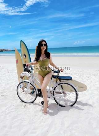 trans girl HIDY19 4532798 trans girl HIDY19 4532798