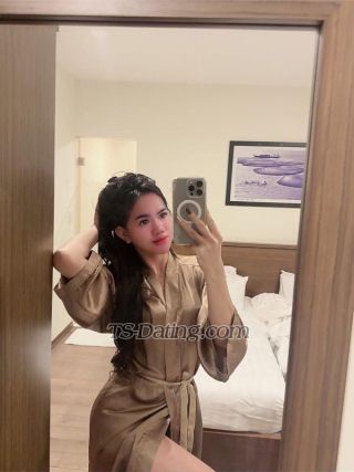 trans girl Hanylatif 5911339