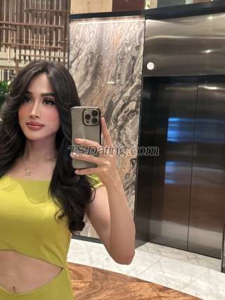 trans girl HelenVN 1131520 trans girl HelenVN 1131520