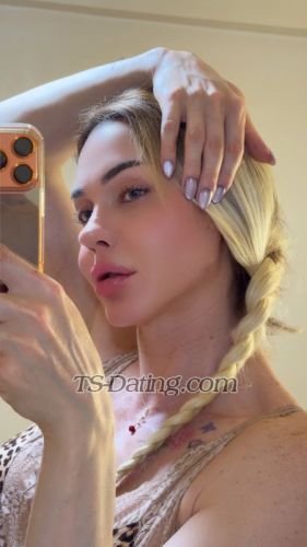 trans girl Heraelias 2338284 trans girl Heraelias 2338284
