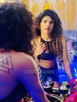 trans girl HeyYana 0708862