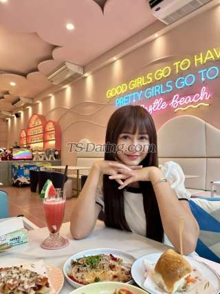 trans girl Hiyuma 8142272