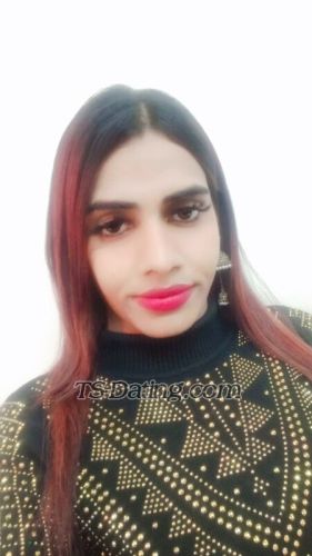 Shemale-HottRuhi-8552599