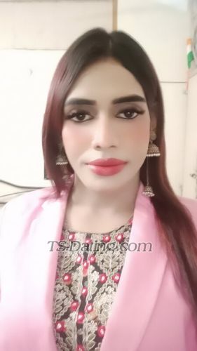trans girl HottRuhi 8552723