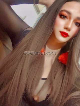trans girl HugeAndrea 9517982 trans girl HugeAndrea 9517982