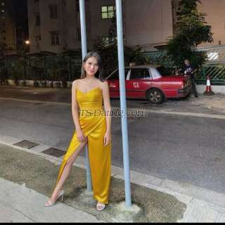 trans girl Hugejade 1744656