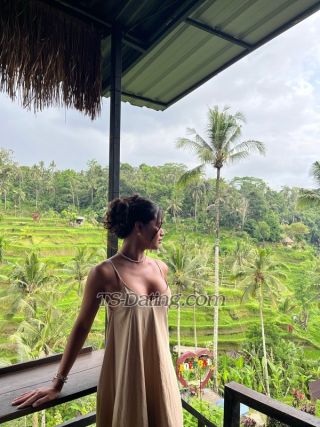 trans girl IamPrescilla 1669880