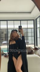 Iamcaramelea Kuala Lumpur Transex I’m Cara Meléa
 Fun, creative soul with a sassy
streak and a love for beautiful things.
Cooking is my
love language; fashion is my playground. I see both as art,
ways to tell stories, express moods, and celebrate who we
are.

I mix flavors the way I mix styles, bold,
unexpected, and unapologetically me. From a simmering pot in
the kitchen to a statement outfit on the street, I bring
color, confidence, and curiosity wherever I go.

I
believe life should be delicious, expressive, and a little
dramatic and I’m here to make it look (and taste)
unforgettable.