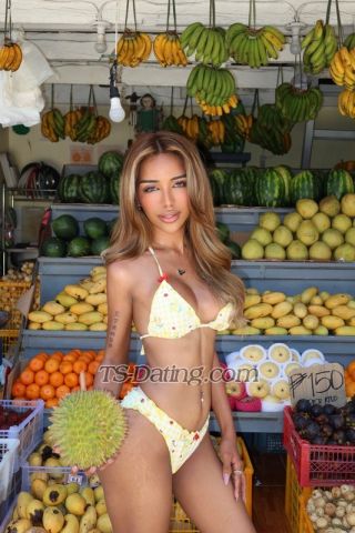 trans girl ImaniiFouzia 9480754 trans girl ImaniiFouzia 9480754