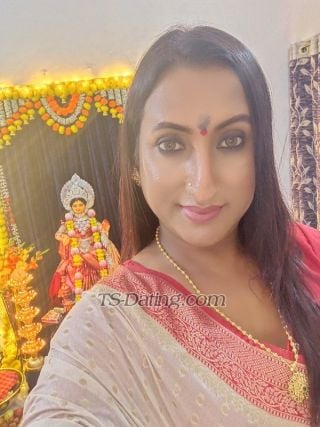 trans girl IshaSharma 1907021 trans girl IshaSharma 1907021