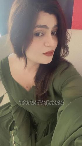 trans girl IshaniXXX 6737734