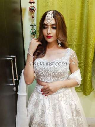 trans girl Ishika0808 1802237