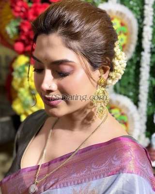 trans girl Ishika0808 2250351