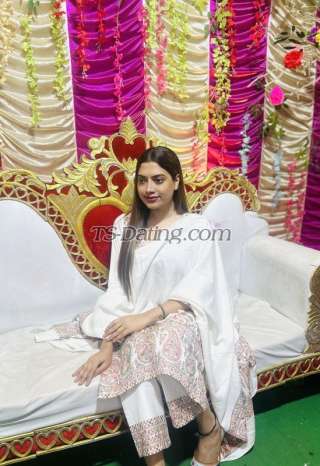 trans girl Ishika0808 9140129