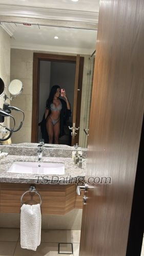 trans girl IsisMachado 0776372