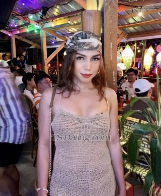 trans girl ItsmeAra14 7457517 trans girl ItsmeAra14 7457517