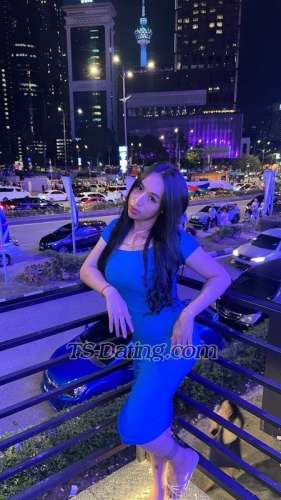 trans girl ItsmePoy 2418733 trans girl ItsmePoy 2418733