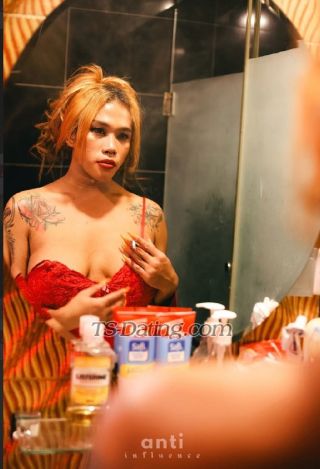 trans girl IyahFerrari 4609476 trans girl IyahFerrari 4609476