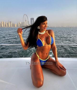 trans girl Izabelle 8821250