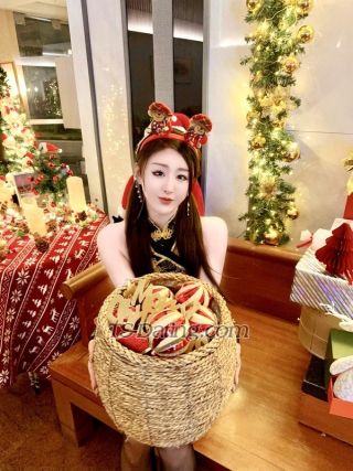 trans girl JINMEIER 5679977 trans girl JINMEIER 5679977