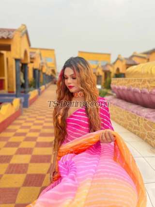 trans girl Jenniferwhit 1615055