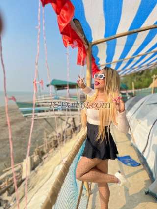 trans girl Jenniferwhit 4481734