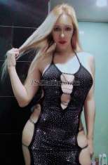 JennyAlpha Kuala Lumpur Transex Je suis une personne amusante qui aime surfer sur le net, rencontrer de nouveaux amis et apprendre d'eux. Ma passion est de cuisiner et de regarder des films romantiques.