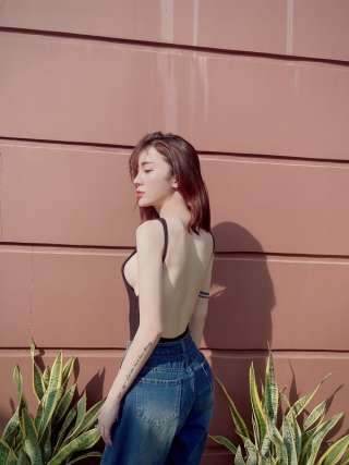 Jolie1998 9492965 Jolie1998 9492965