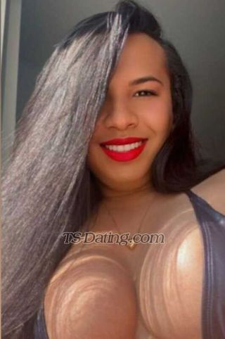 trans girl Julianacarva 7063881 trans girl Julianacarva 7063881