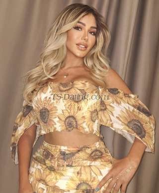 trans girl Julianak 5816521