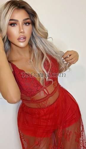 trans girl Julianak 9383899