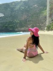 Julyamoon Al Manama Transex Hey im Julya half canadian half saudi , 22 year young 🩷
I love everything, just be clean and well educated 🤍