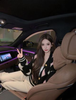 KaiaGerber 1221207 KaiaGerber 1221207