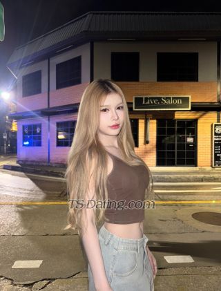 trans girl Kamonrat 9750750